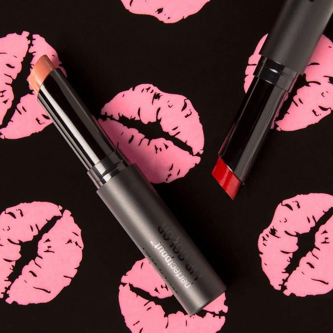 wet n wild Perfect Pout Lipstick, Black Power Outage Vegan | Gluten-Free | Cruelty-Free | Lip Color(Undercover Lover)