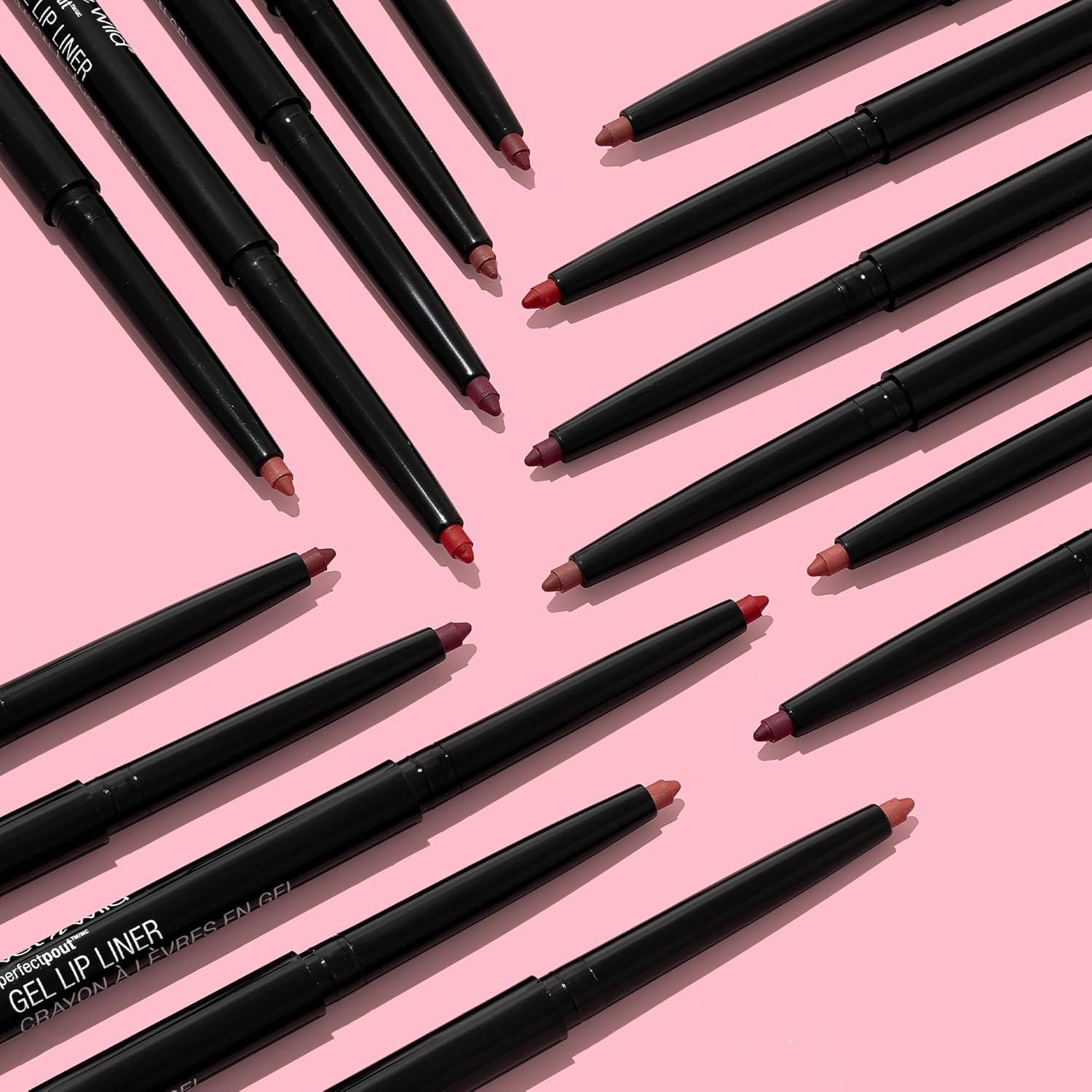 wet n wild Perfect Pout Matte Retractable Gel Lip Liner Pencil, Rich Creamy Long Lasting Color, Well-Defined and Flawless Application, Vegan & Cruelty-Free – Purple Lay Down the Mauves(Plum Together)