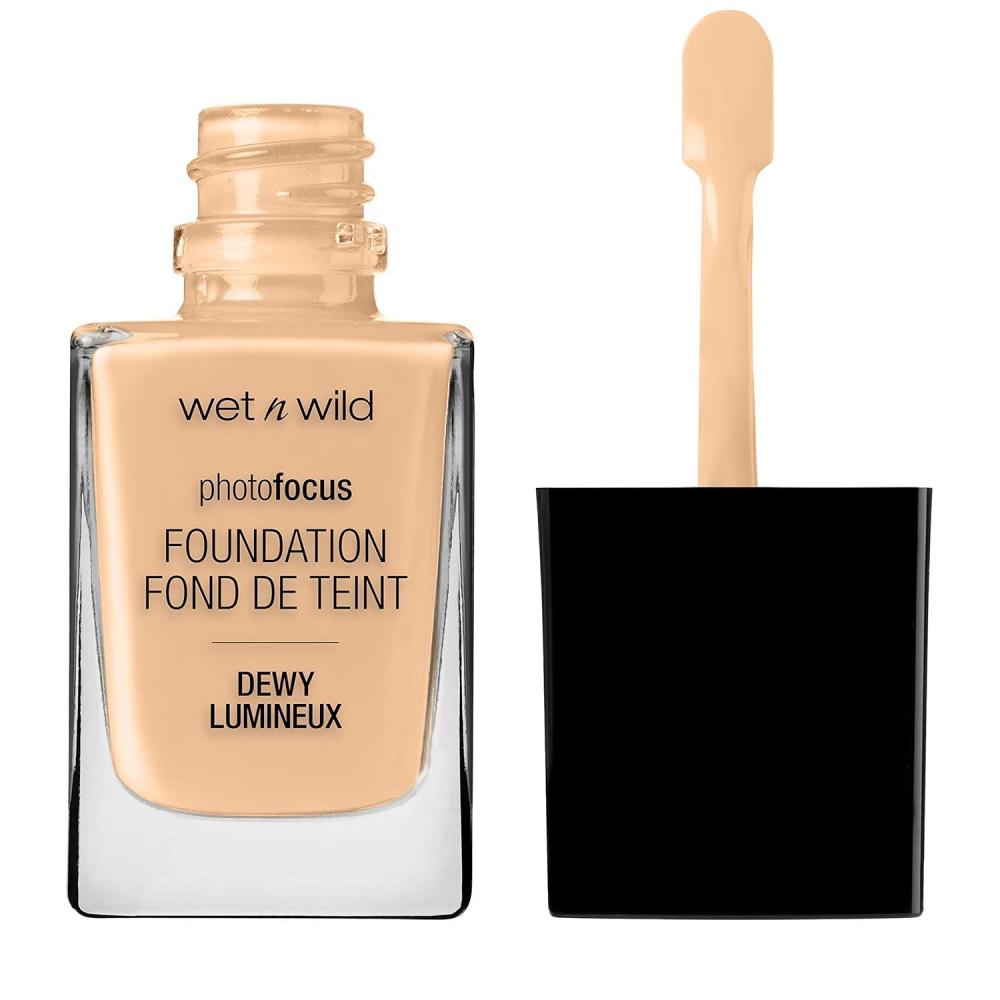 wet n wild Photo Focus Dewy Liquid Foundation Makeup, Soft Beige (Packaging May vary)(Soft Beige)