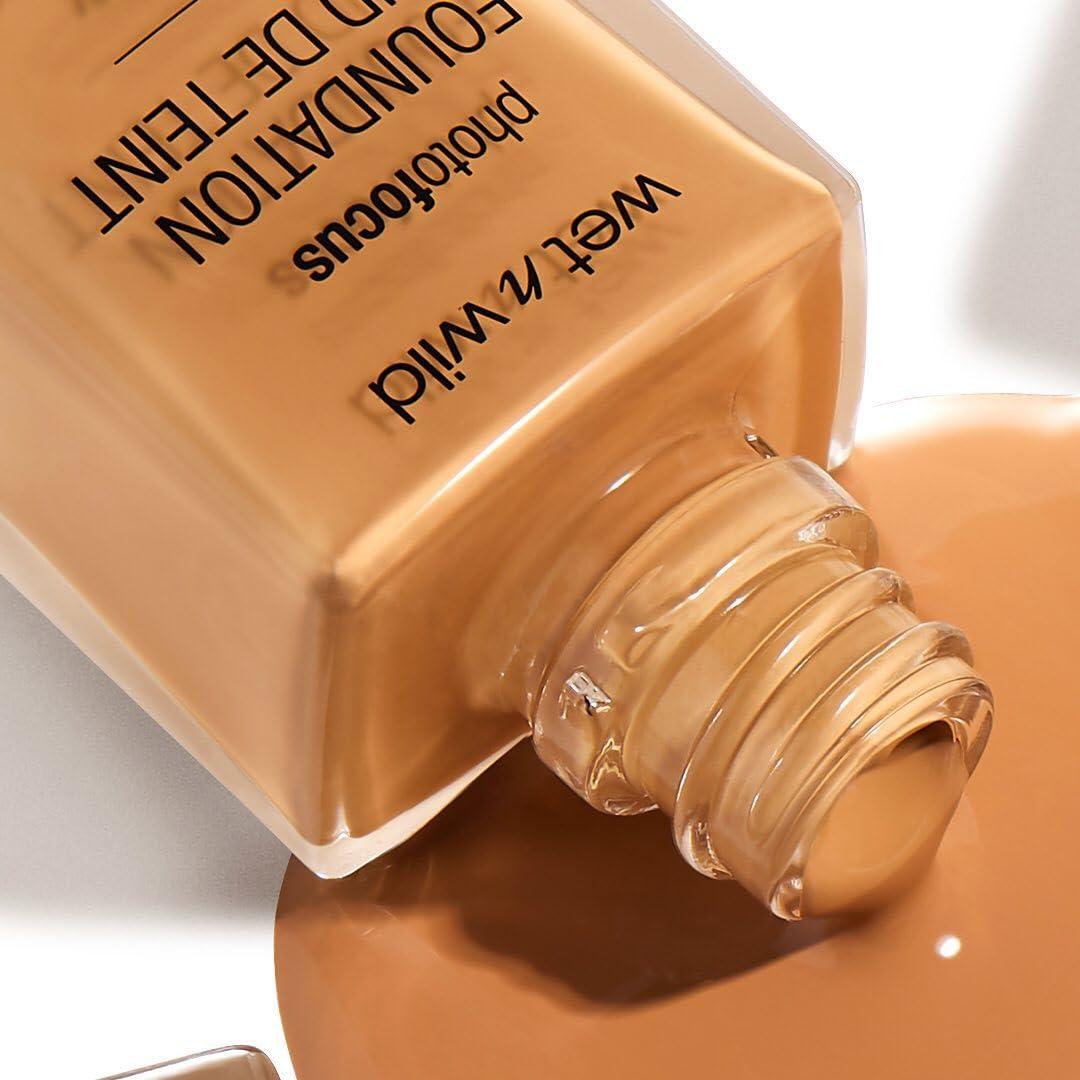 wet n wild Photo Focus Matte Liquid Foundation Golden Beige, Vegan & Cruelty-Free(Cream Beige)