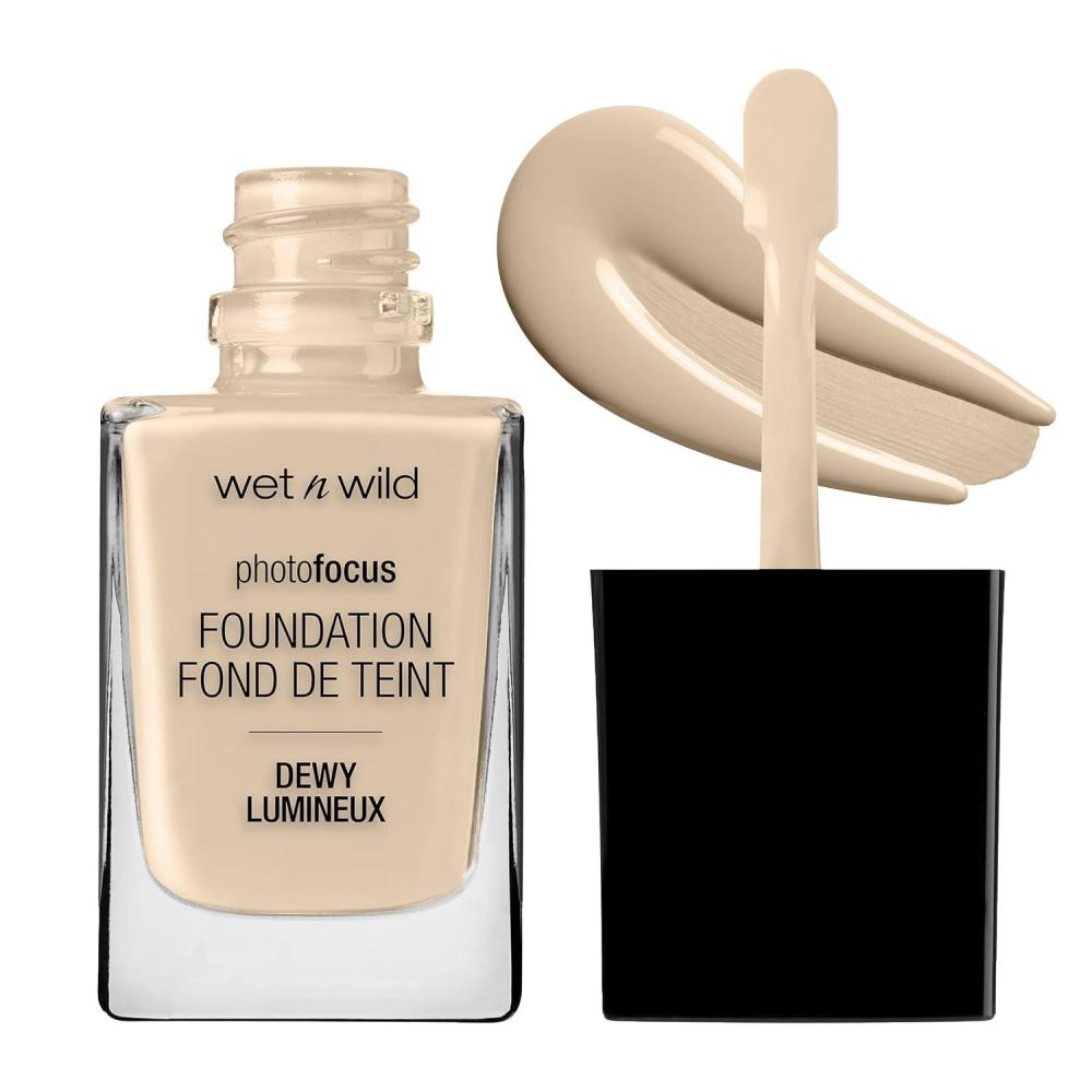 wet n wild Photo Focus Dewy Liquid Foundation Makeup, Soft Beige (Packaging May vary)(Porcelain)
