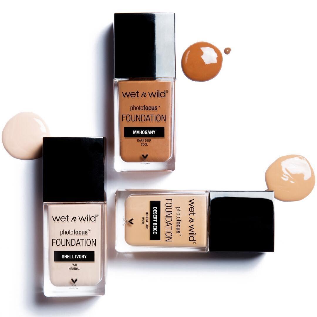 wet n wild Photo Focus Matte Liquid Foundation Golden Beige, Vegan & Cruelty-Free(Peach Natural)