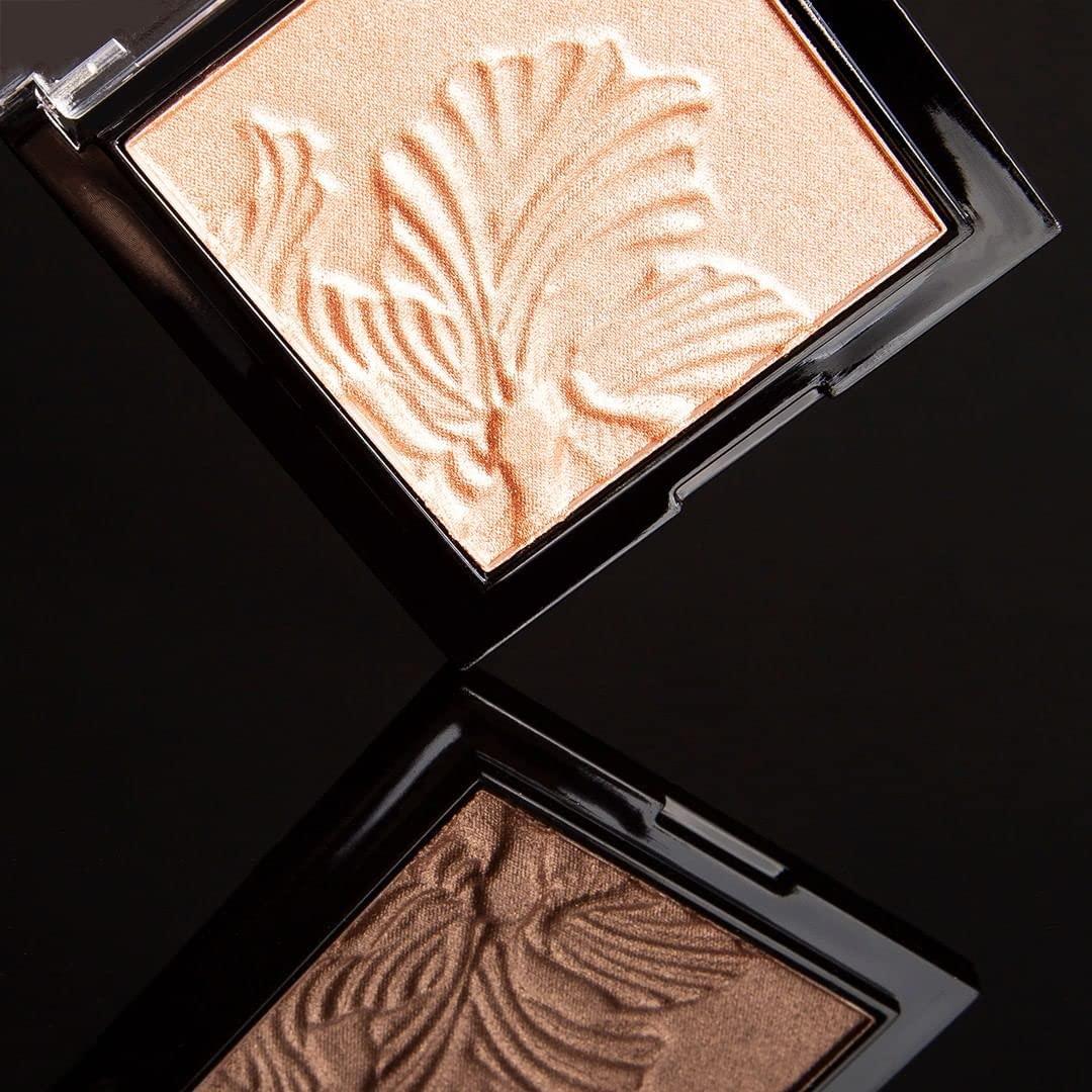 wet n wild MegaGlo Highlighting Powder Warm Gold Golden Flower Crown(Golden Flower Crown)