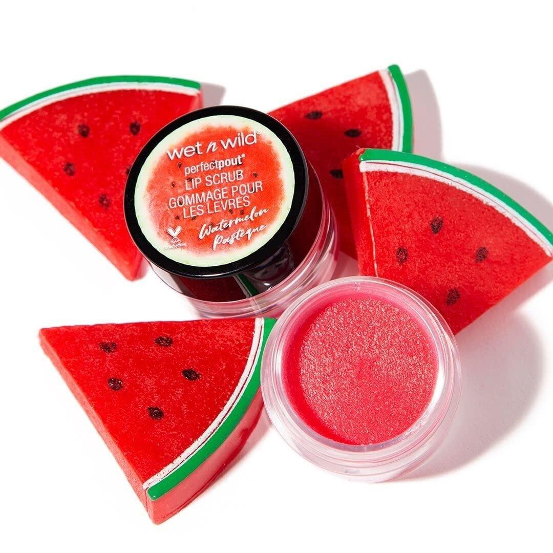 wet n wild My Melody and Kuromi Lip Mask – Hugs (Watermelon)
