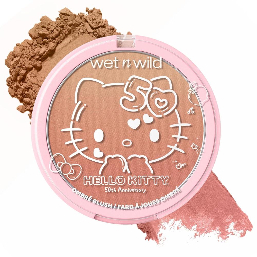 wet n wild Marilyn Monroe Collection Icon Blush – Velvety Pearlescent Powder Blush, Buildable & Blendable Formula Infused with Vitamin E, Includes Sponge Applicator, Cruelty-Free – Rose(Mellow Cloud)