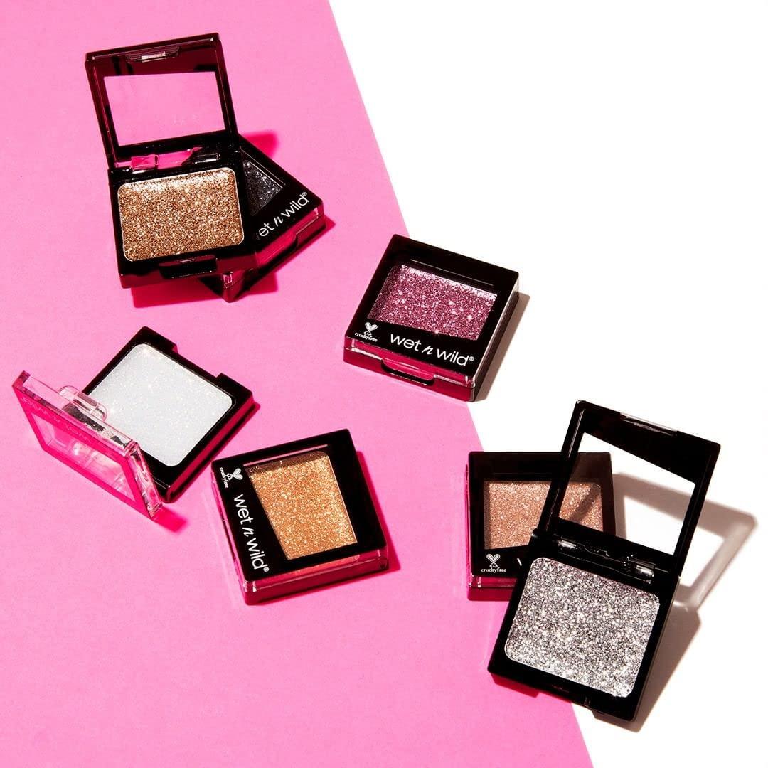 wet n wild Color Icon Eyeshadow – Ultra-Pigmented, Vitamin E Infused for a Silky-Smooth Moisturizing Application, Cruelty-Free & Vegan – Brulee(Groupie)