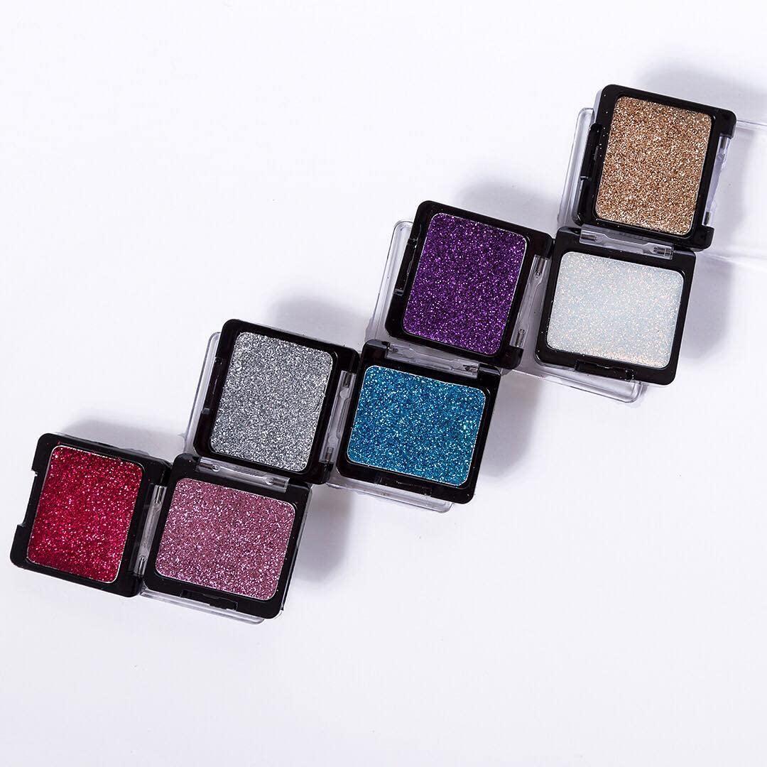 wet n wild Color Icon Eyeshadow – Ultra-Pigmented, Vitamin E Infused for a Silky-Smooth Moisturizing Application, Cruelty-Free & Vegan – Brulee(Spiked)