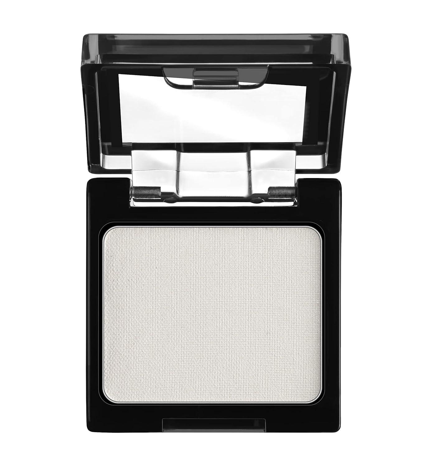 wet n wild Color Icon Eyeshadow – Ultra-Pigmented, Vitamin E Infused for a Silky-Smooth Moisturizing Application, Cruelty-Free & Vegan – Sugar