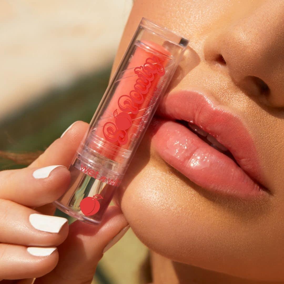 wet n wild Perfect Pout So Pouty Shine Tinted Lip Balm Peach Flavored, Hyaluronic Acid, Vegan Collagen, Moisturizing For Dry Lip Care, Pink(Peach Bum)